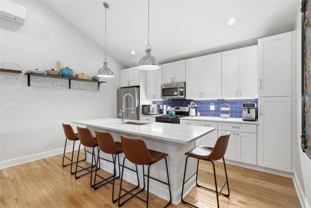 1636 Trinity St, Stanton Heights, PA 15206