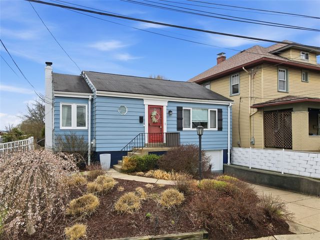 1636 Trinity St, Stanton Heights, PA 15206