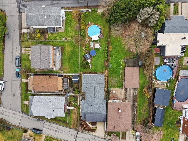 1636 Trinity St, Stanton Heights, PA 15206