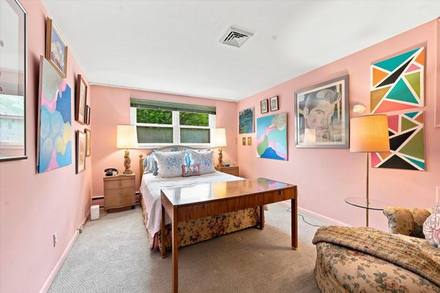341 SPRAGUE RD, Penn Valley, PA 19072