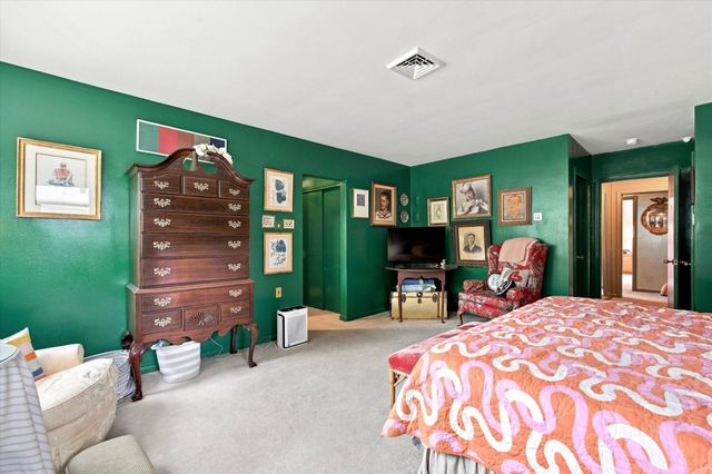 341 SPRAGUE RD, Penn Valley, PA 19072