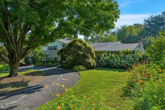 341 SPRAGUE RD, Penn Valley, PA 19072