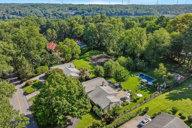 341 SPRAGUE RD, Penn Valley, PA 19072