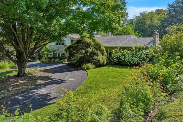 341 SPRAGUE RD, Penn Valley, PA 19072