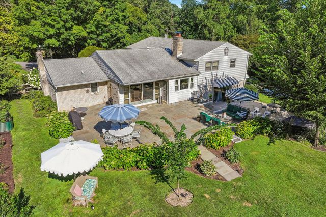 341 SPRAGUE RD, Penn Valley, PA 19072