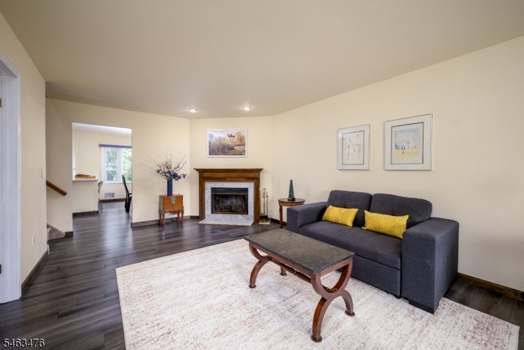 1168 Lake Avenue 6, Clark Twp., NJ 07066 — photo 3