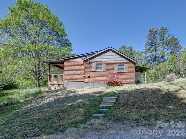 623 School Road, Asheville, NC 28803