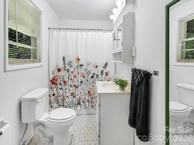 623 School Road, Asheville, NC 28803