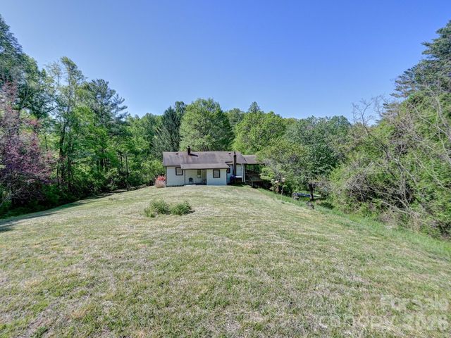 623 School Road, Asheville, NC 28803