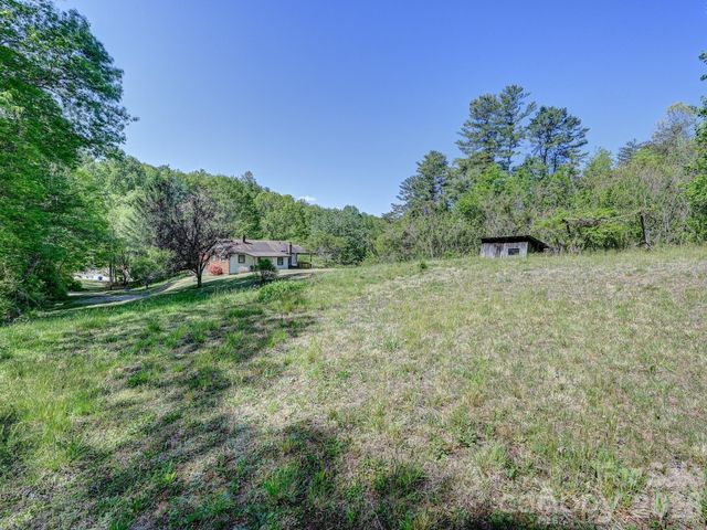 623 School Road, Asheville, NC 28803