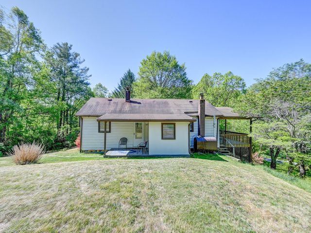 623 School Road, Asheville, NC 28803