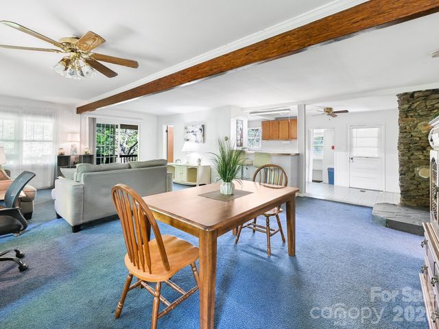 623 School Road, Asheville, NC 28803