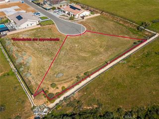 7955 Featherstone Court, Riverside, CA 92506