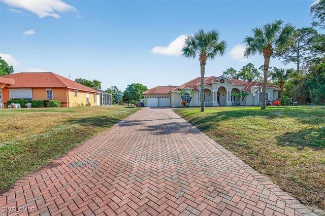 614 Jackson AVE, Lehigh Acres, FL 33972