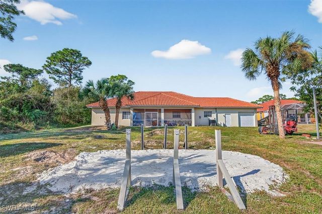 614 Jackson AVE, Lehigh Acres, FL 33972