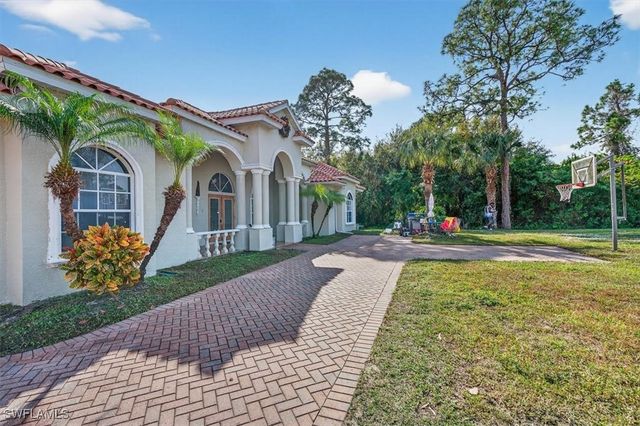 614 Jackson AVE, Lehigh Acres, FL 33972