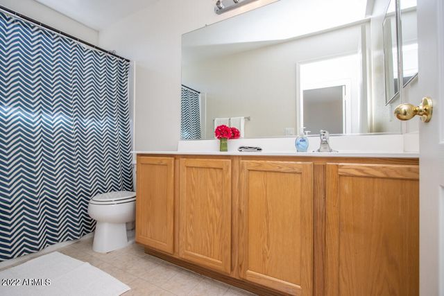 1831 W DESERT SEASONS Drive, San Tan Valley, AZ 85144