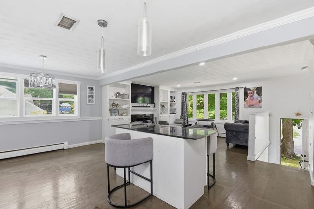 54 Michael Dr, Brockton, MA 02301