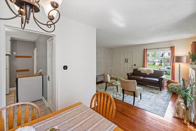 3805 Zenith Avenue N, Robbinsdale, MN 55422