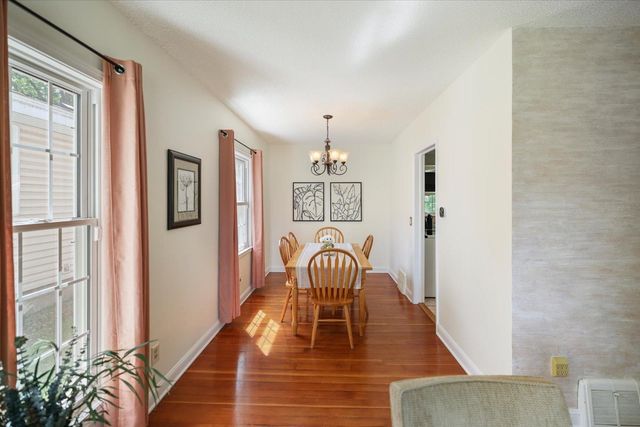 3805 Zenith Avenue N, Robbinsdale, MN 55422