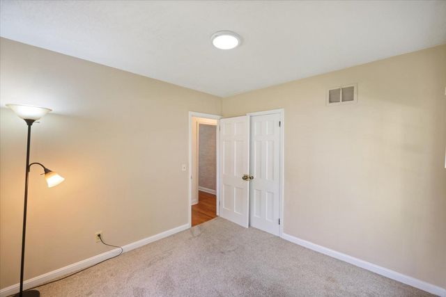 3805 Zenith Avenue N, Robbinsdale, MN 55422