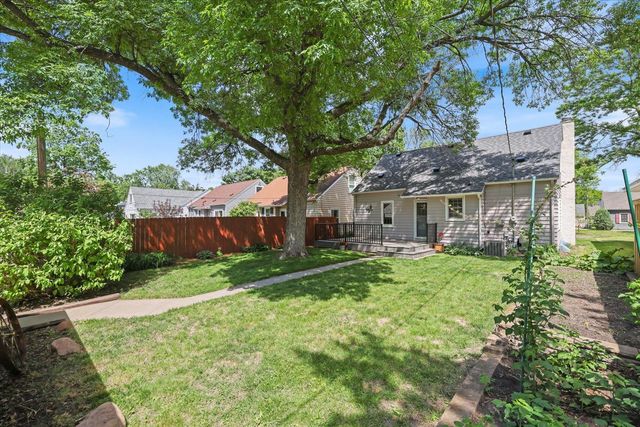 3805 Zenith Avenue N, Robbinsdale, MN 55422