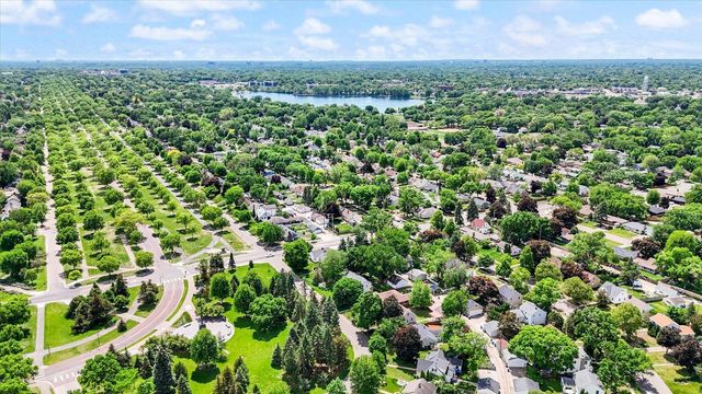 3805 Zenith Avenue N, Robbinsdale, MN 55422