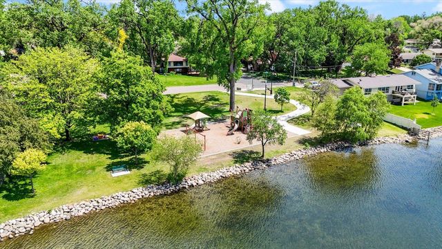 3805 Zenith Avenue N, Robbinsdale, MN 55422