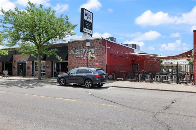 3805 Zenith Avenue N, Robbinsdale, MN 55422