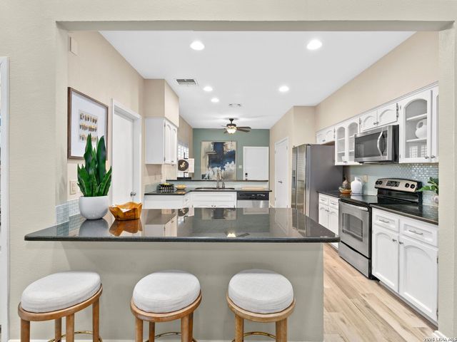 146 Lorenz Rd, San Antonio, TX 78209