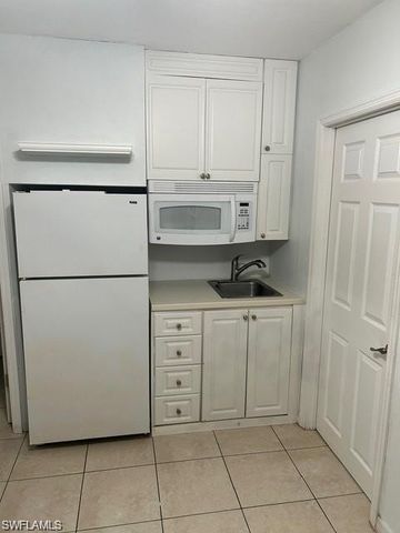 3161 43rd ST SW, Naples, FL 34116