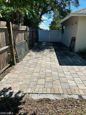 3161 43rd ST SW, Naples, FL 34116