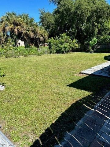 3161 43rd ST SW, Naples, FL 34116
