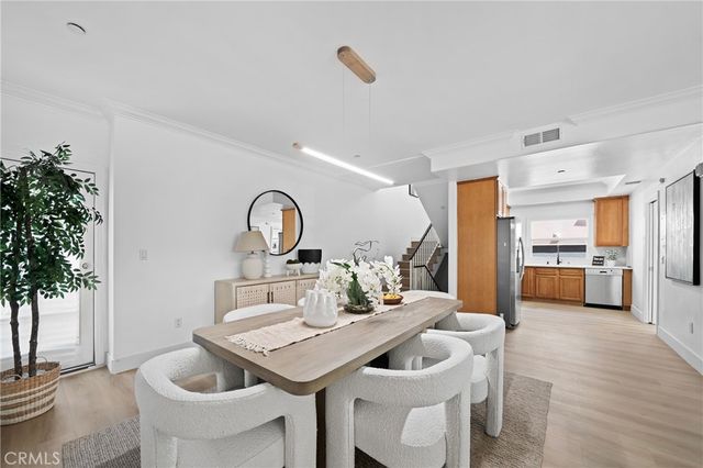 1088 S Marengo 8, Pasadena, CA 91106