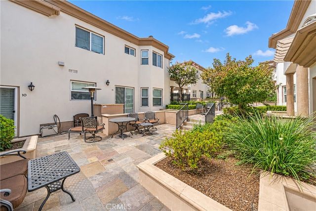 1088 S Marengo 8, Pasadena, CA 91106