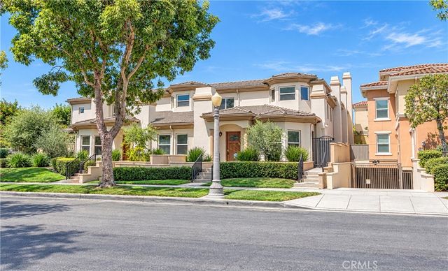 1088 S Marengo 8, Pasadena, CA 91106