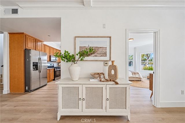1088 S Marengo 8, Pasadena, CA 91106