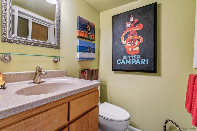 9041 E Jewell Circle, Denver, CO 80231