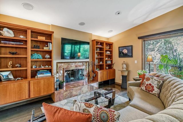 9041 E Jewell Circle, Denver, CO 80231