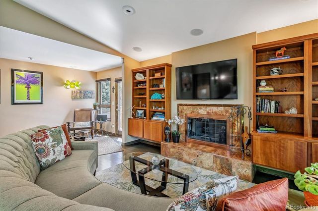 9041 E Jewell Circle, Denver, CO 80231