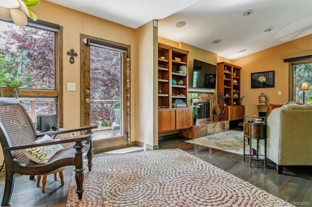 9041 E Jewell Circle, Denver, CO 80231