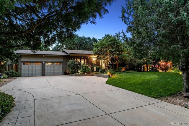 9041 E Jewell Circle, Denver, CO 80231