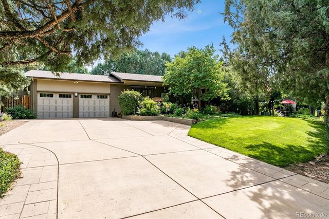 9041 E Jewell Circle, Denver, CO 80231
