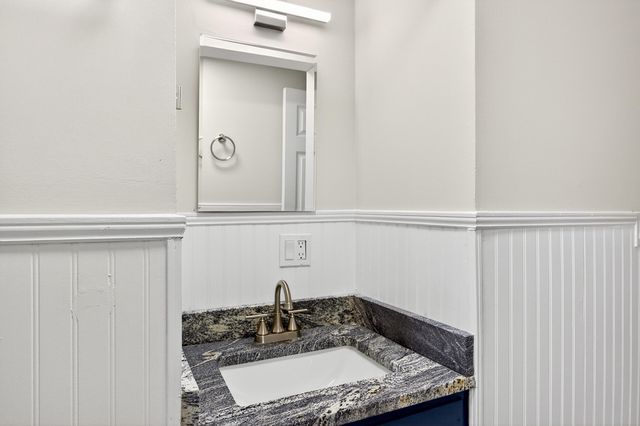 241 E Circle, Rossville, GA 30741