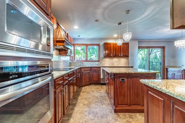 8407 Beech Avenue, Munster, IN 46321