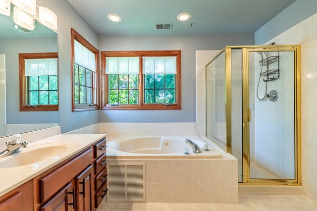 8407 Beech Avenue, Munster, IN 46321