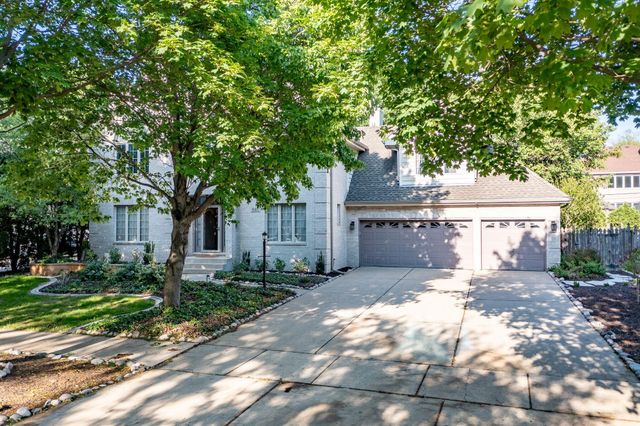 8407 Beech Avenue, Munster, IN 46321