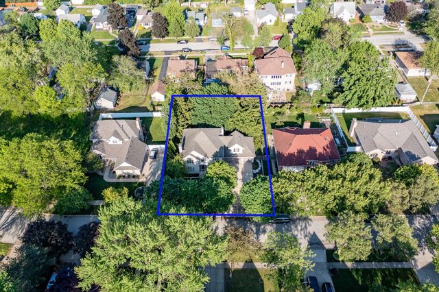 8407 Beech Avenue, Munster, IN 46321