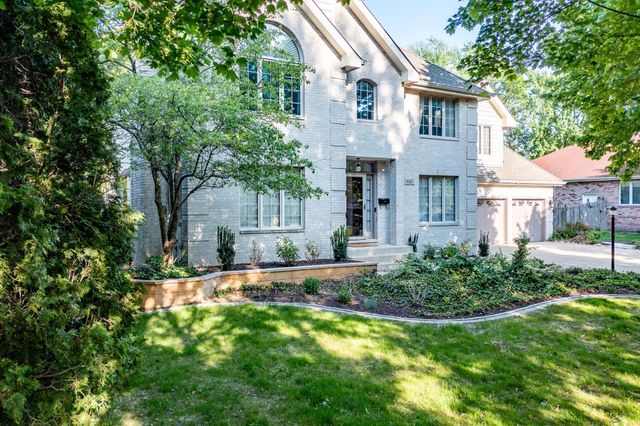 8407 Beech Avenue, Munster, IN 46321