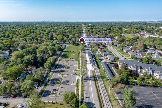 8407 Beech Avenue, Munster, IN 46321